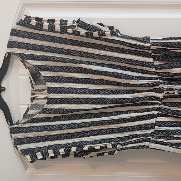 Universal Thread Romper - Picture 4 of 9